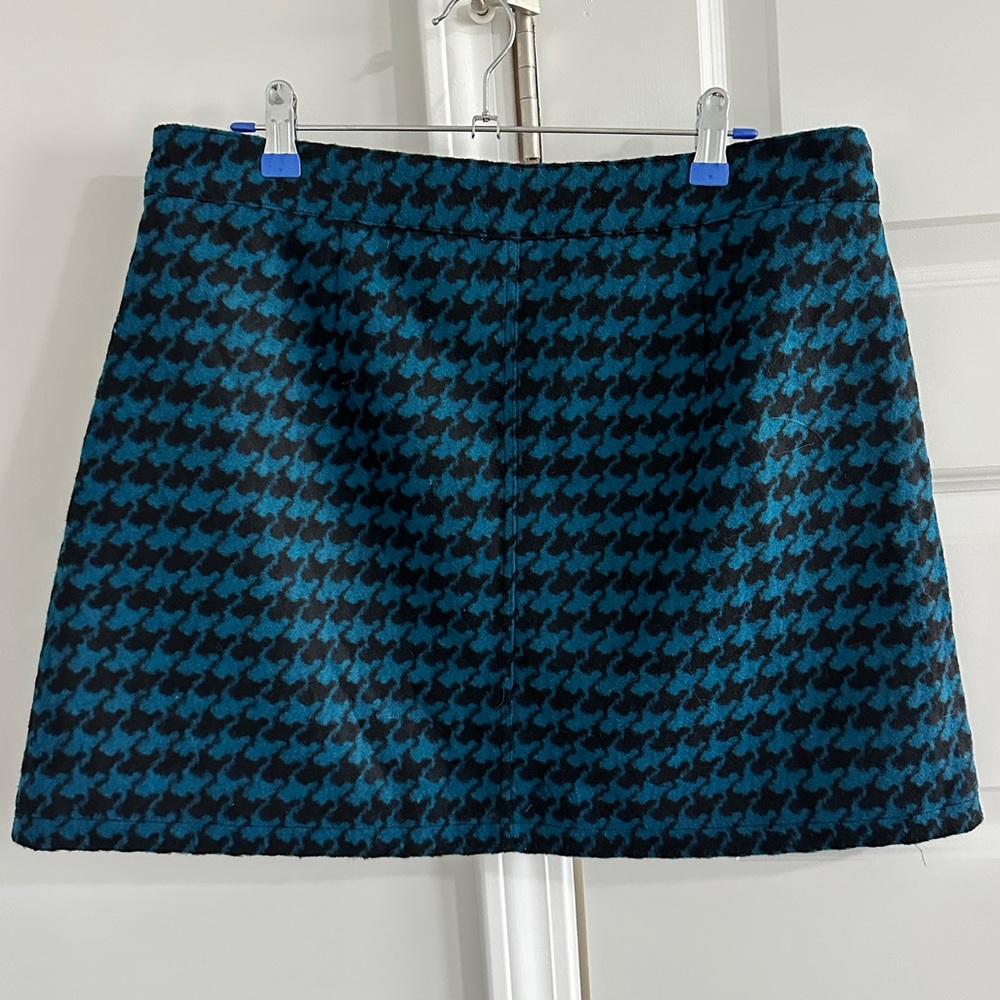 Oat Houndstooth Mini Skirt